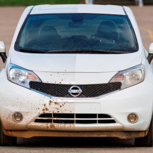 Nissan測(cè)試自清潔車身漆