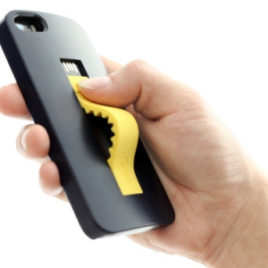 iPhone背殼內(nèi)的常駐數(shù)據(jù)線