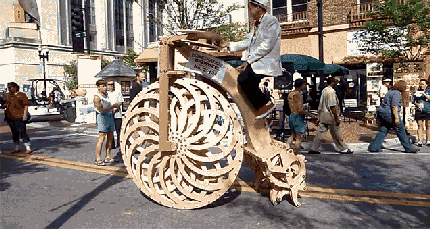 奇葩的“狗腿”自行車