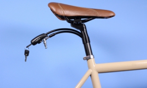 藏在鋼管中的車鎖