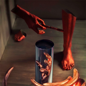 只存在于圓筒鏡面的雕塑